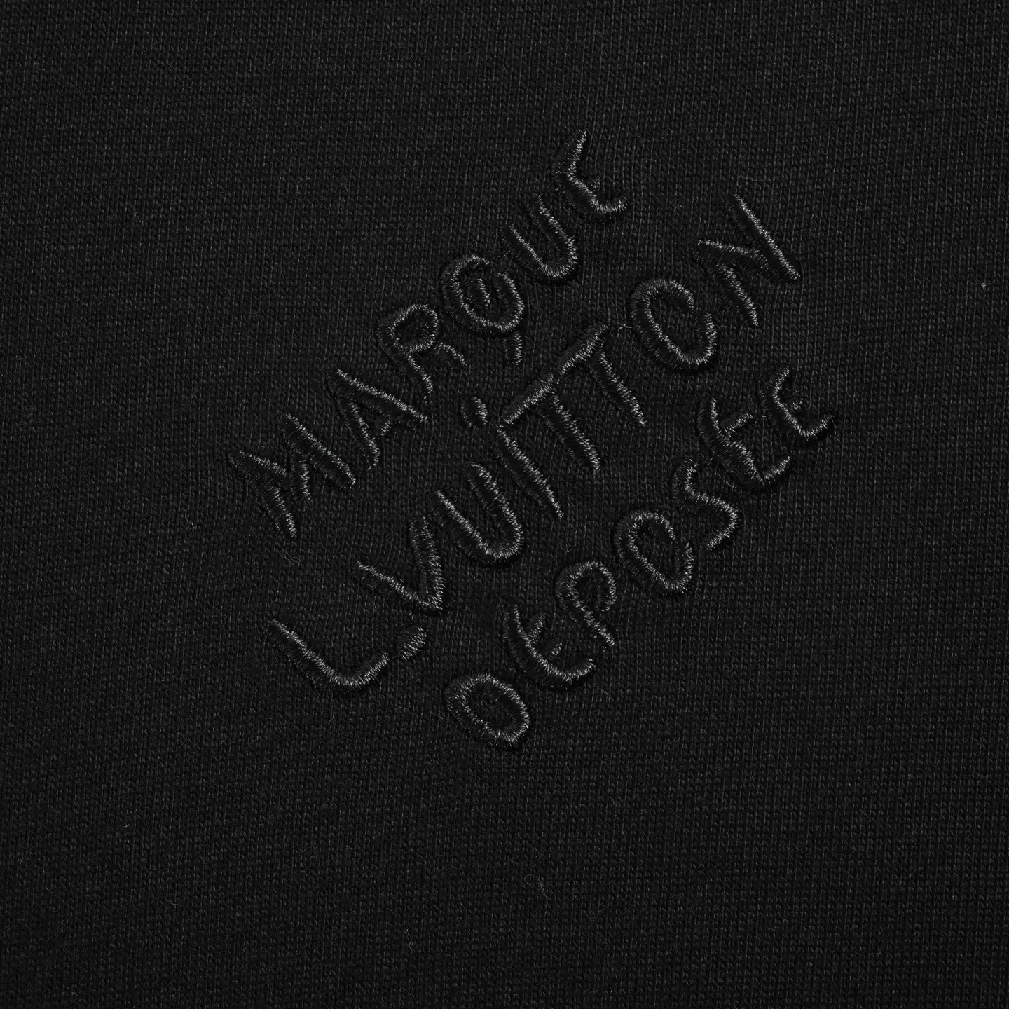 Louis Vuitton/Louis Vuitton short sleeves with signature embroidery on the chest